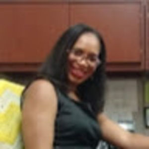 Meet your Posher, Claudine